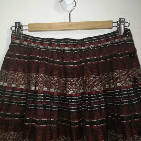 Vintage JAEGER Stripes Red & Black Pleated Wool Midi Skirt Size Medium - Picture 4 of 12
